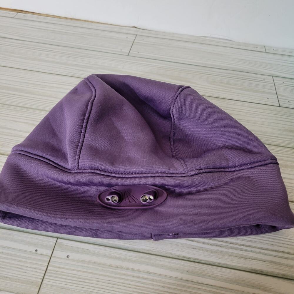 L.L. Bean Pathfinder Lighted Battery Operated Beanie Hat Purple- Adult